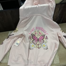 T88 youth large sweatshirt hoodie item