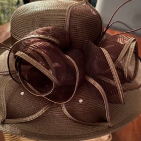 Gorgeous Ladies Driving Hat item