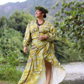 69. Keha: 2T bottom +2XL wrap Skirt item