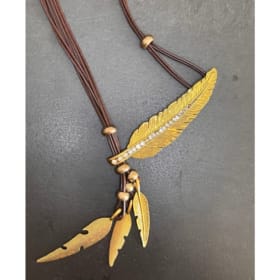 Necklace with metal feathers item