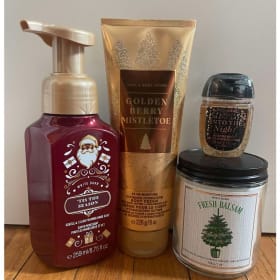 Bath and Body Works Holiday Gift Bundle item