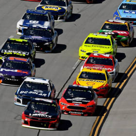 Nascar Driving Experience- Vroom Vroom!! item