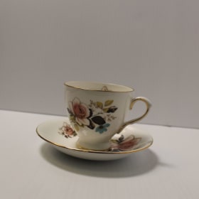 Tea Cup & Gift Card item