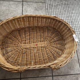 R10 Large Dog bed item