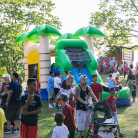 Bouncy House (S) item