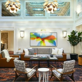 Galleria Park Hotel item