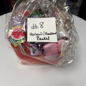 Hair bow basket item