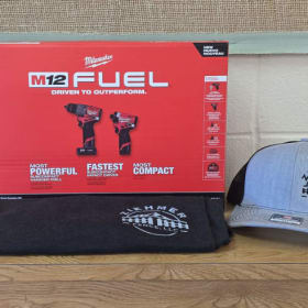 Milwaukee Tool Set & Swag item