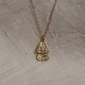 4. Pamoza Necklace item