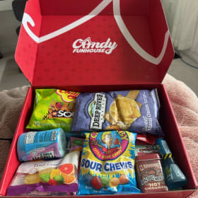 🍬 Candy Funhouse Basket item