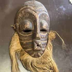 African Mask item