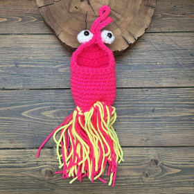 IL - Raspberry the Alien Yip Yip item