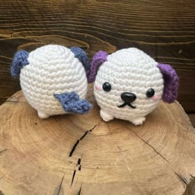 JR & JR2 - Pearl and Frost the Dogs item