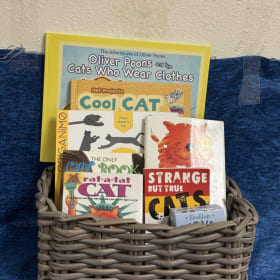 🐈”The Cat’s Meow”🐈‍⬛ item