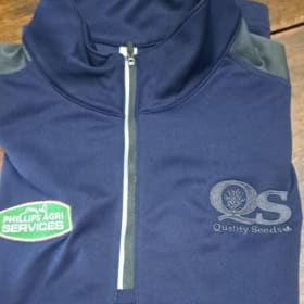 Men's Large Navy 1/4 Zip Pullover item