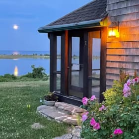 Romantic Seaside Cottage in Mystic, CT item