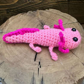 KJ - Rosebud the Axolotl Amphibian item