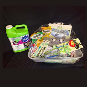 CAT GIFT BASKET item