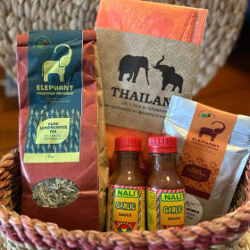 16. Tea & Hot Sauce Gift Basket item