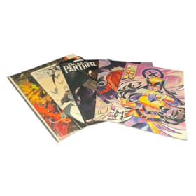 COMIC BOOK BUNDLE item