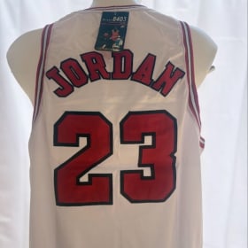 Chicago Bulls Michael Jordan Jersey item