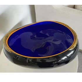 Stunning Signed Hand-Blown Glass Art Bowl – 16" Sculptural item