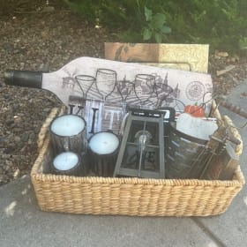 Rustic Farmhouse Decor Basket item