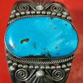 Vintage Navajo Heavy Silver & Turquoise Cuff item