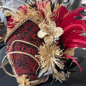 Tahitian Head Piece item