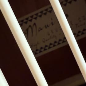 Maui Ukulele Fretless Bass item