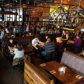 Browns Social House $100 GC item