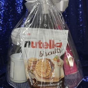 Wine/Snack Basket item