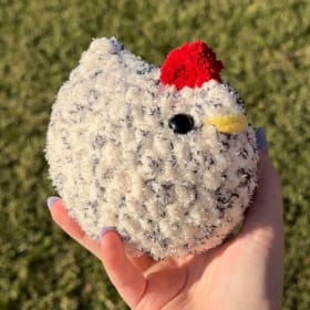 Crochet Animal (Chicken) item
