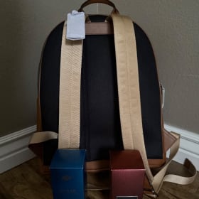 Gentlemen’s Luxury On the Go item