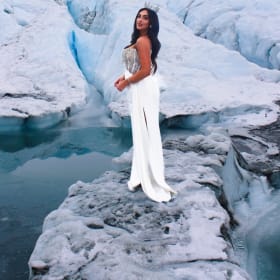 Luxurious Glacier Photoshoot Experience item