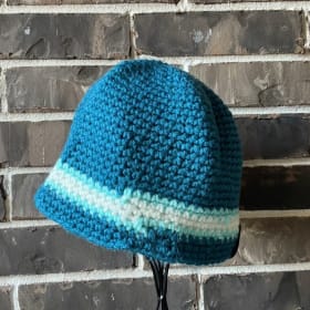 Handcrafted hat item