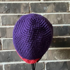 Handcrafted hat item