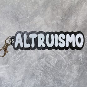 Altruismo Key/Backpack Chain item