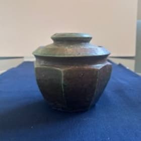 Ceramic Jar by artist Mark Peters item