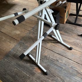 Quik-Lok Professional 3-tier Keyboard Stand item