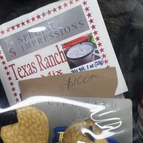 Impressions Eagles Basket and Gift Card item