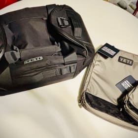 YETI Crossroads Duffle & 2 packing cubes item