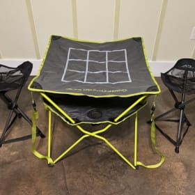 ALPS TIC-TAC-TOE Table & gameboard + 2 TRI-LEG MESH STOOLS item