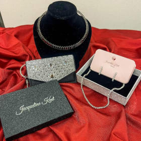 Jacqueline Kent Sparkle Set (Silver) item