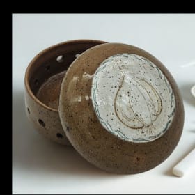 51-Garlic keeper by Julie C Berkowitz item