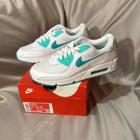 Nike Airmax 90-Never Worn- Size item