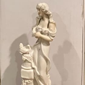 Bird in Hand Figurine item