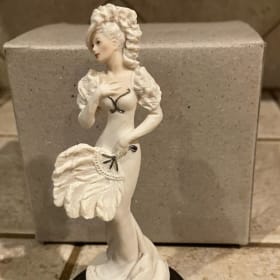Roaring 20's Figurine item