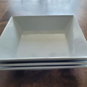 Plats de services item