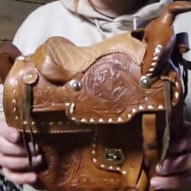 Raffle #18  Mom & Me Saddle Purses item